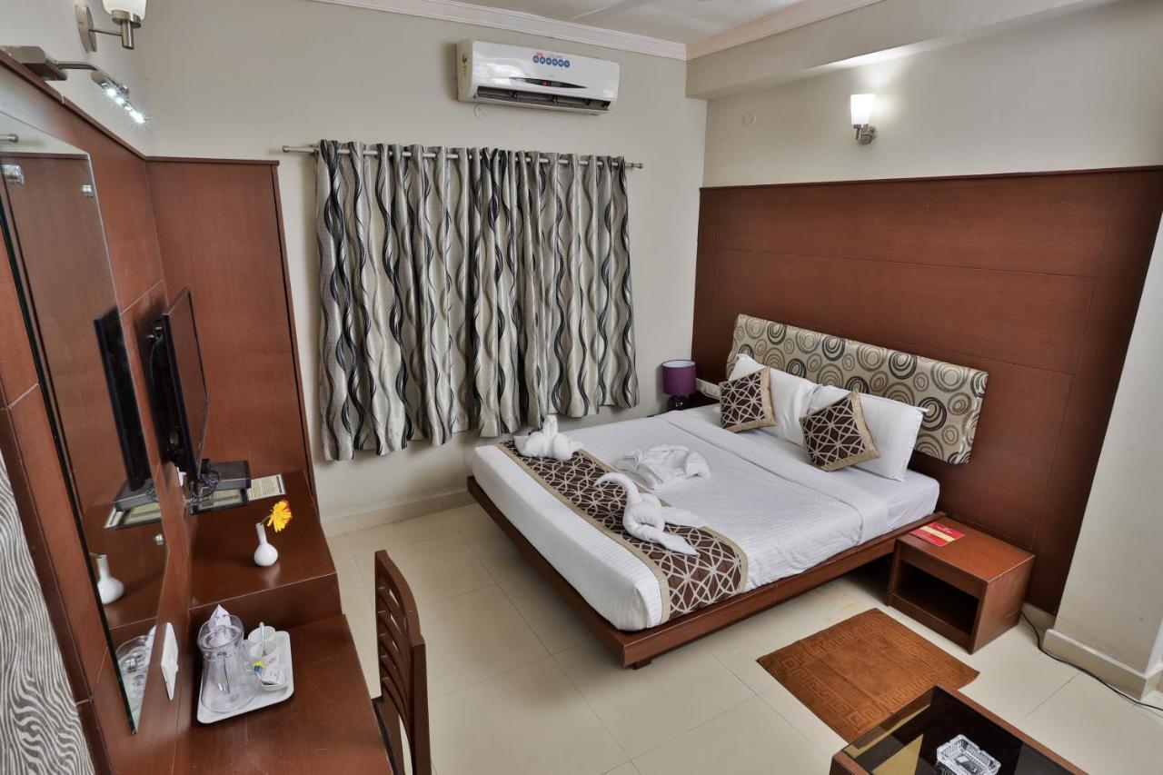 Greens Gate Chennai Bagian luar foto