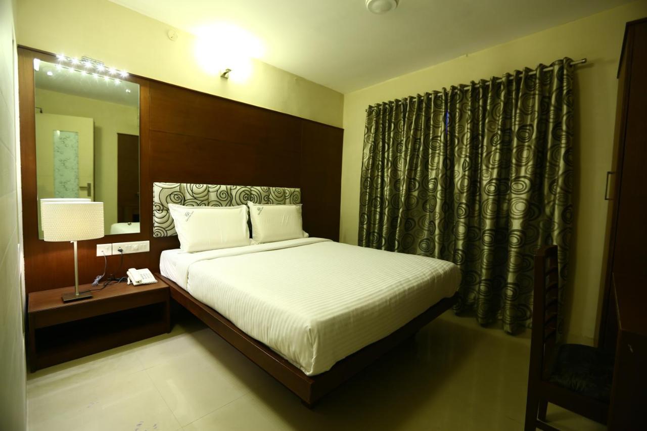 Greens Gate Chennai Bagian luar foto