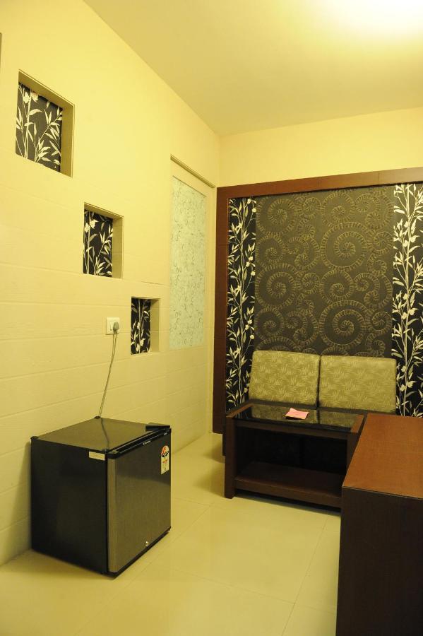 Greens Gate Chennai Bagian luar foto