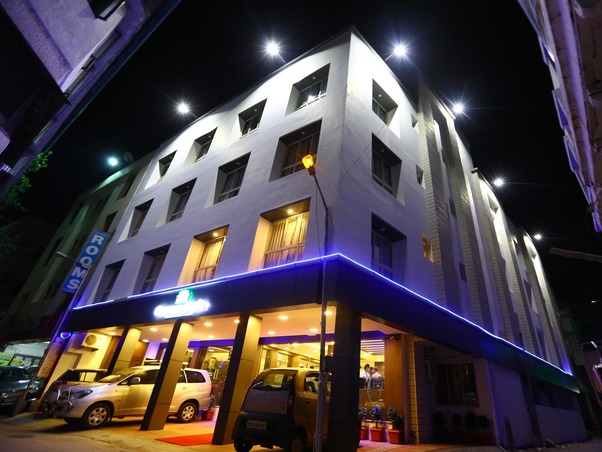 Greens Gate Chennai Bagian luar foto