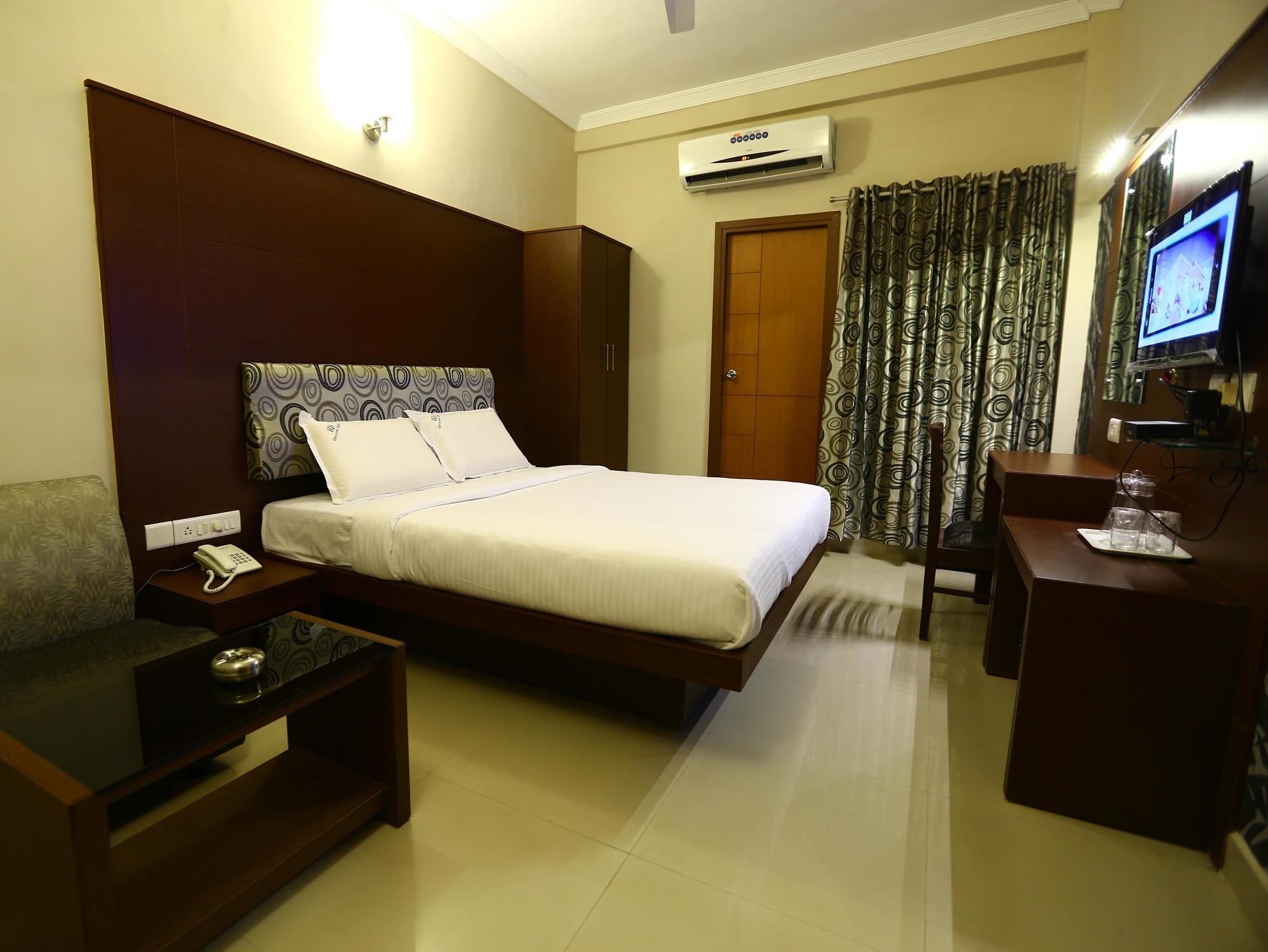 Greens Gate Chennai Bagian luar foto