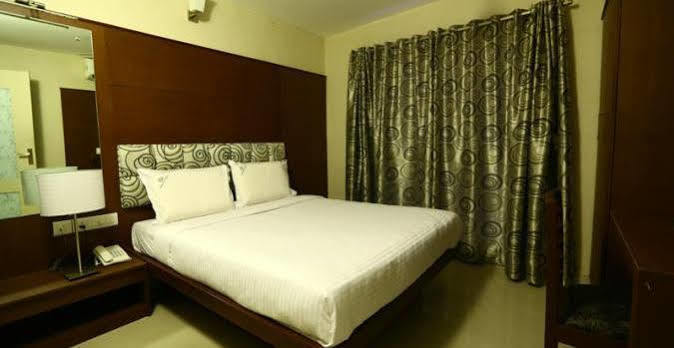 Greens Gate Chennai Bagian luar foto