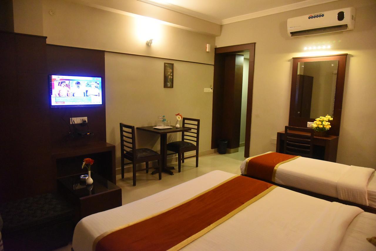 Greens Gate Chennai Bagian luar foto