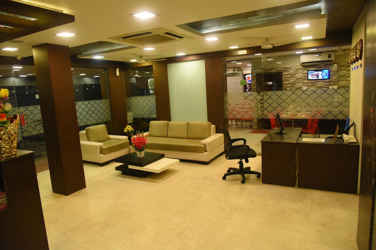 Greens Gate Chennai Bagian luar foto