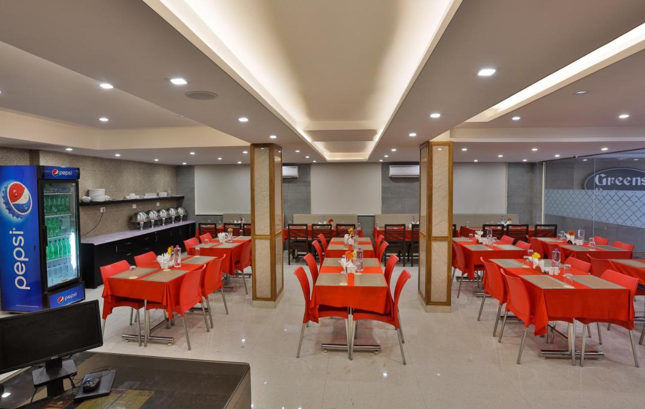 Greens Gate Chennai Bagian luar foto