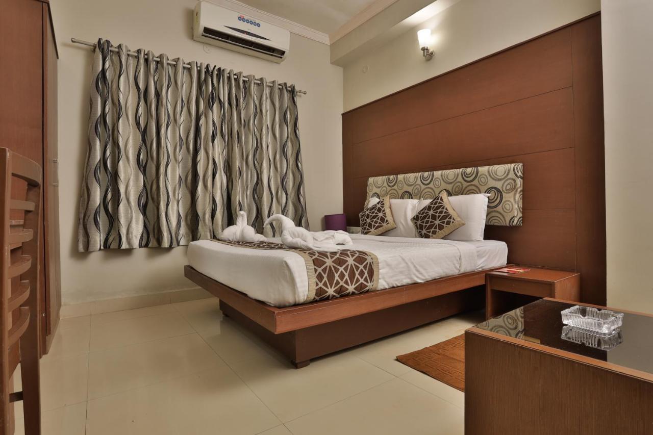 Greens Gate Chennai Bagian luar foto